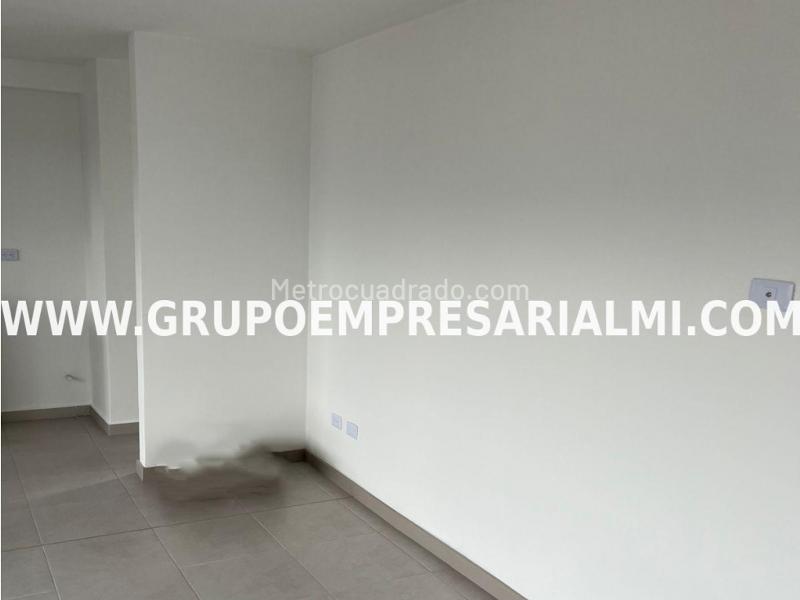2BR Apartment in Loma Del Barro (75 m²) - 5