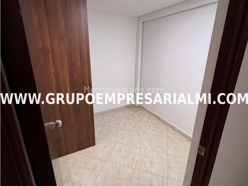 Apartamento Cómodo de 2 Alcobas en Buenos Aires - 5