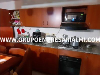 Apartamento de 3 alcobas en arriendo en El Poblado, Medellín, 79 m² · foto 6 de 19