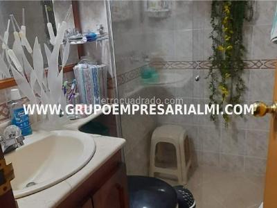 Apartamento de 3 alcobas en arriendo en El Poblado, Medellín, 79 m² · foto 9 de 19