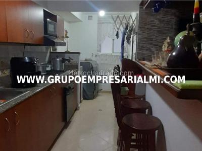 Apartamento de 3 alcobas en arriendo en El Poblado, Medellín, 79 m² · foto 17 de 19