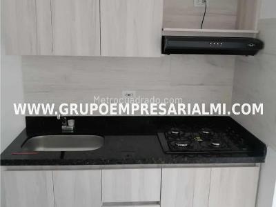 Apartamento en venta en San Gabriel, Itagüí · foto 2 de 20