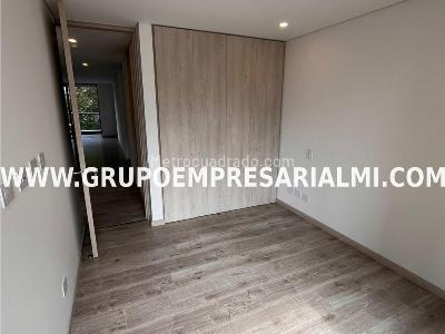Apartamento de 3 alcobas en venta en El Poblado, Medellín, 122 m² · foto 4 de 20