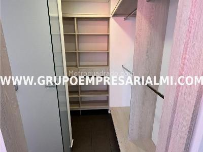 Apartamento de 3 alcobas en venta en El Poblado, Medellín, 122 m² · foto 7 de 20