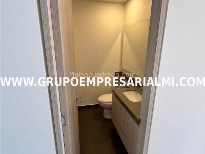 Apartamento de 3 alcobas en venta en El Poblado, Medellín, 122 m² · foto 11 de 20