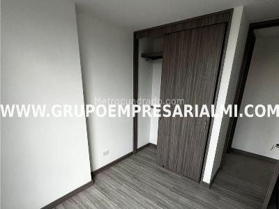 Apartamento en venta en Viviendas Del Sur, Itagüí · foto 3 de 20