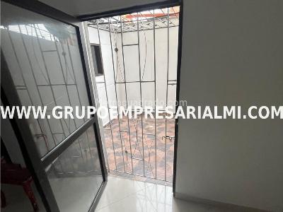 Apartamento en venta en Laureles, Medellín · foto 8 de 18