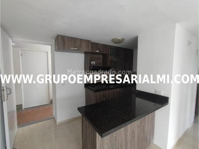 Apartamento de 2 alcobas en venta en La Primavera, Bello, 42 m² · foto 10 de 20