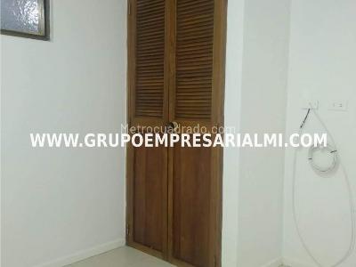 Apartaestudio en venta en Estadio, Medellín, 35 m² · foto 7 de 20