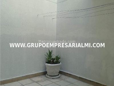 Apartaestudio en venta en Estadio, Medellín, 35 m² · foto 11 de 20