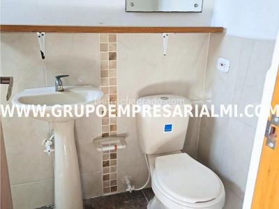 Apartaestudio en venta en La Floresta, Medellín, 58 m² · foto 16 de 20