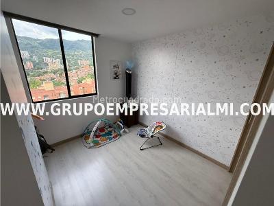 Apartamento de 3 alcobas en venta en Las Flores, Envigado, 88 m² · foto 13 de 20