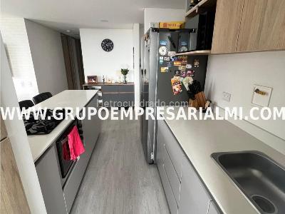 Apartamento de 3 alcobas en venta en Las Flores, Envigado, 88 m² · foto 5 de 20