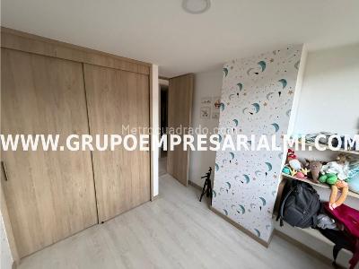 Apartamento de 3 alcobas en venta en Las Flores, Envigado, 88 m² · foto 6 de 20