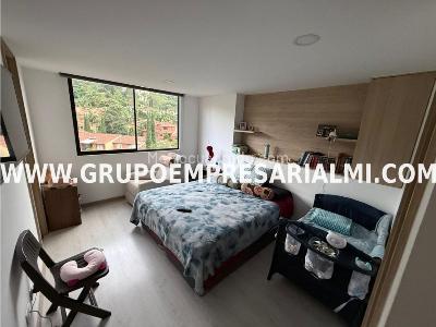 Apartamento de 3 alcobas en venta en Las Flores, Envigado, 88 m² · foto 8 de 20