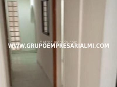 Casa de 4 alcobas en venta en Santa Monica, Medellín, 100 m² · foto 2 de 20