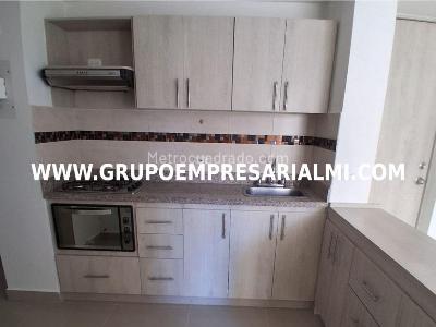 Apartamento de 3 alcobas en venta en Aves Maria, Sabaneta, 68 m² · foto 13 de 20