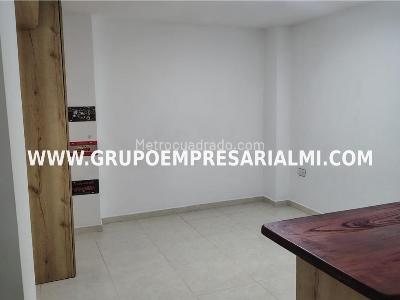 Apartamento de 2 alcobas en venta en Los Alcazares, Sabaneta, 52 m² · foto 2 de 20
