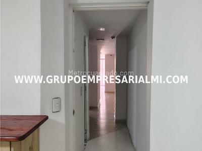 Apartamento de 2 alcobas en venta en Los Alcazares, Sabaneta, 52 m² · foto 5 de 20