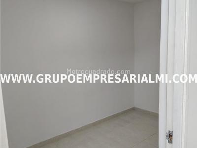 Apartamento de 2 alcobas en venta en Los Alcazares, Sabaneta, 52 m² · foto 6 de 20