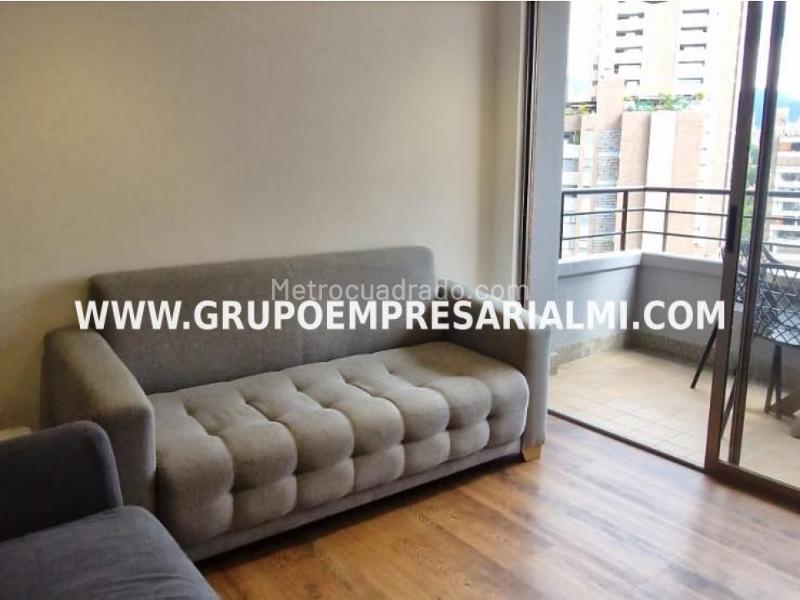 Fabulous 3BR Apartment in Provenza with Library - 3