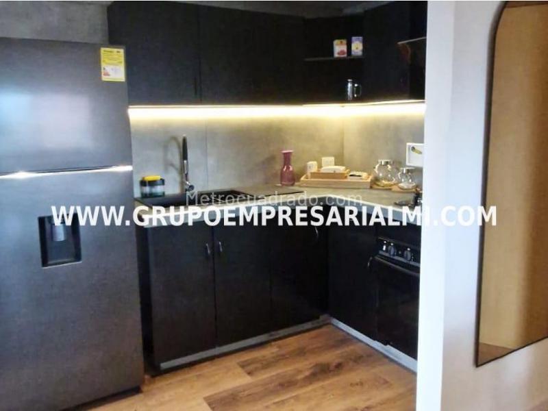 Fabulous 3BR Apartment in Provenza with Library - 6