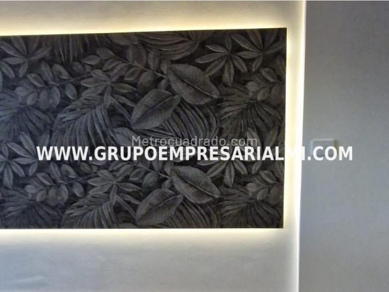 Fabulous 3BR Apartment in Provenza with Library - 7