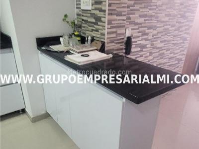 Apartamento de 3 alcobas en venta en Cabañitas, Bello, 76 m² · foto 2 de 20