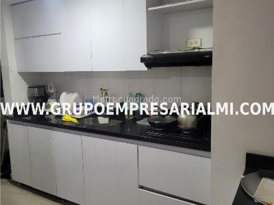 Apartamento de 3 alcobas en venta en Cabañitas, Bello, 76 m² · foto 3 de 20