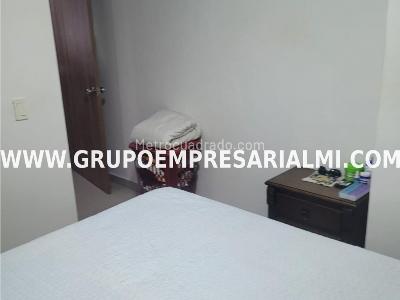 Apartamento de 3 alcobas en venta en Cabañitas, Bello, 76 m² · foto 4 de 20