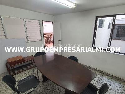 Casa de 5 alcobas en venta en Laureles, Medellín, 800 m² · foto 14 de 20