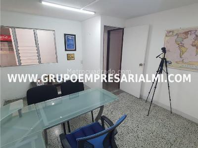 Casa de 5 alcobas en venta en Laureles, Medellín, 800 m² · foto 6 de 20