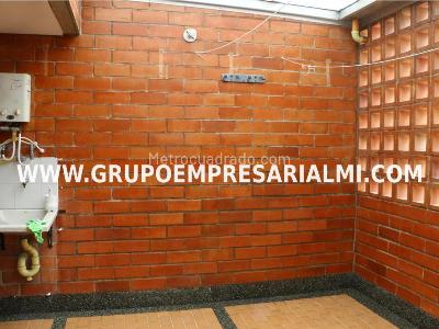 Apartamento de 3 alcobas en venta en San Jose, Sabaneta, 116 m² · foto 12 de 20
