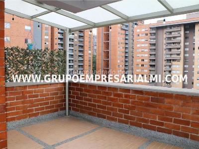 Apartamento de 3 alcobas en venta en San Jose, Sabaneta, 116 m² · foto 16 de 20