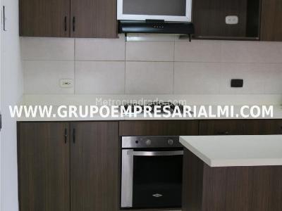 Apartamento de 3 alcobas en venta en San Jose, Sabaneta, 116 m² · foto 5 de 20