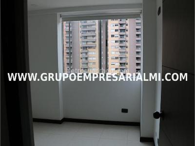 Apartamento de 3 alcobas en venta en San Jose, Sabaneta, 116 m² · foto 9 de 20