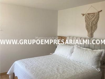 Apartamento de 3 alcobas en venta en San Jose, Sabaneta, 93 m² · foto 17 de 20