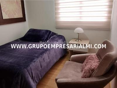 Apartamento de 3 alcobas en venta en San Jose, Sabaneta, 93 m² · foto 18 de 20