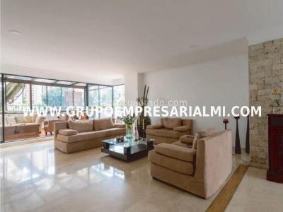 Apartamento de 3 alcobas en venta en Los Balsos, Medellín, 175 m² · foto 2 de 20