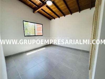 Apartamento en venta en Los Colores, Medellín · foto 12 de 20
