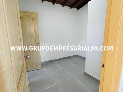 Apartamento en venta en Los Colores, Medellín · foto 13 de 20