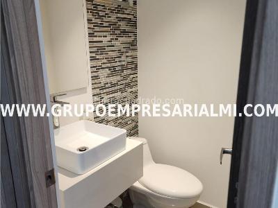 Apartamento de 3 alcobas en venta en Calasanz, Medellín, 113 m² · foto 14 de 20