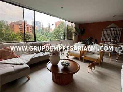 Apartamento de 3 alcobas en venta en El Tesoro, Medellín, 220 m² · foto 6 de 20