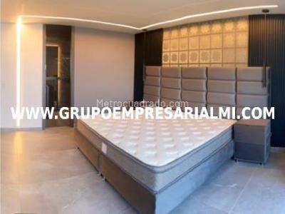 Apartamento de 2 alcobas en venta en Las Lomitas, Sabaneta, 171 m² · foto 15 de 20