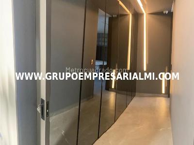Apartamento de 2 alcobas en venta en Las Lomitas, Sabaneta, 171 m² · foto 16 de 20