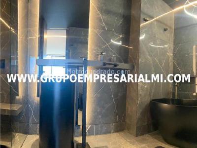 Apartamento de 2 alcobas en venta en Las Lomitas, Sabaneta, 171 m² · foto 19 de 20