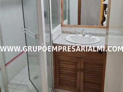 Apartamento de 3 alcobas en venta en Laureles, Medellín, 104 m² · foto 18 de 20