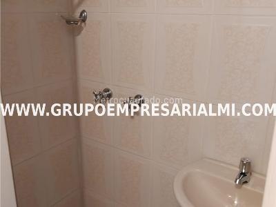 Apartamento de 3 alcobas en venta en Laureles, Medellín, 104 m² · foto 20 de 20