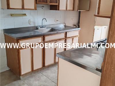 Apartamento de 3 alcobas en venta en Laureles, Medellín, 104 m² · foto 5 de 20