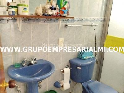 Apartamento en venta en La Floresta, Medellín · foto 11 de 20